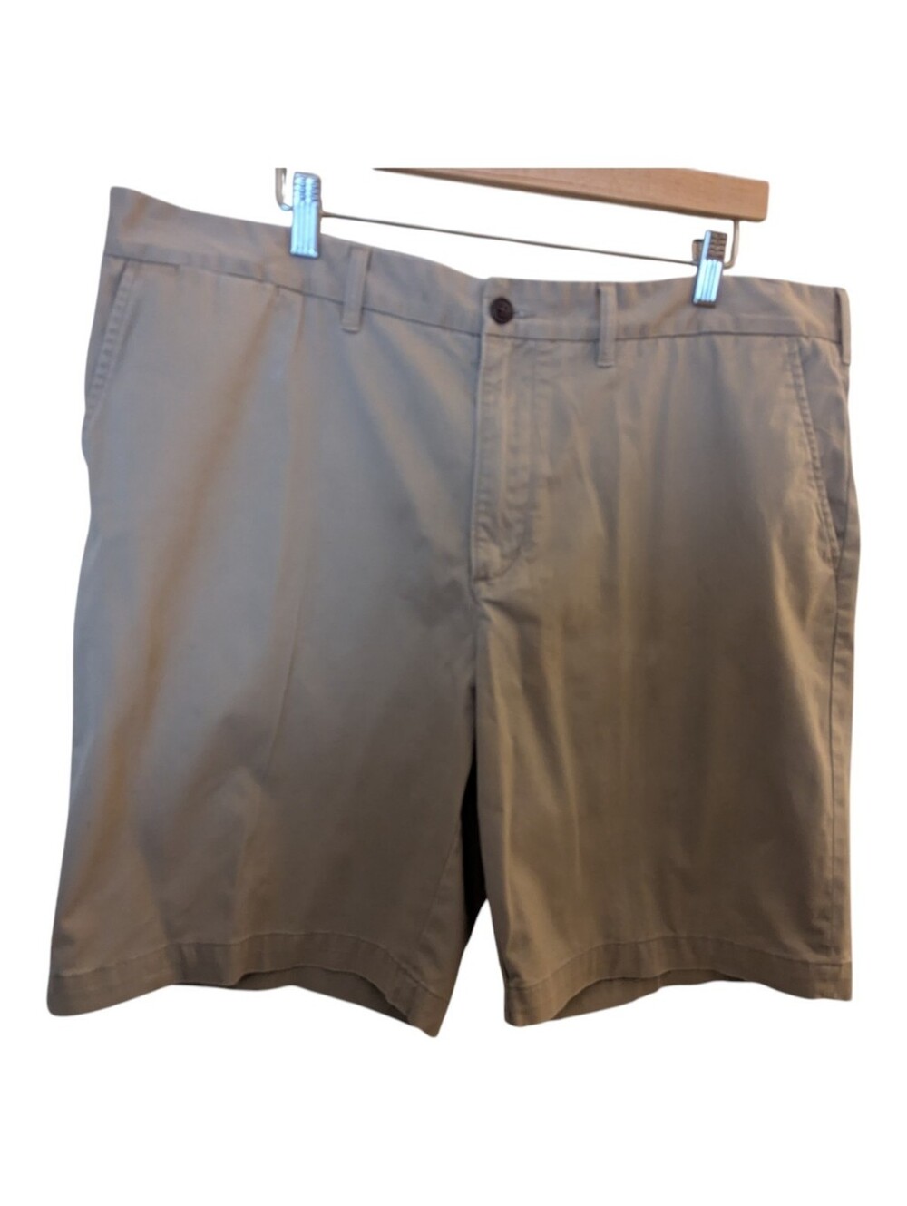 Lands End traditional fit Khaki. Flat Front